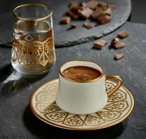 Damla Sakızlı Türk Kahvesi